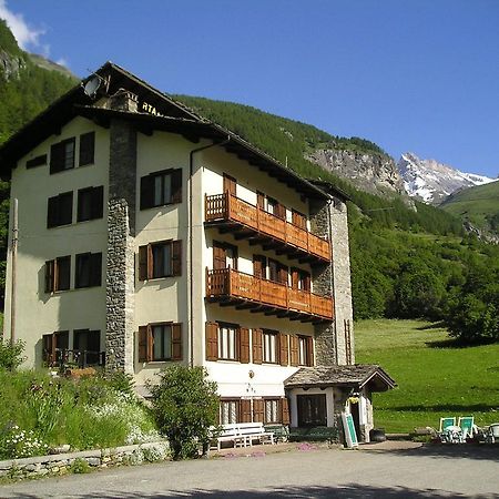 Mont Gele Hotel Ollomont Exterior foto